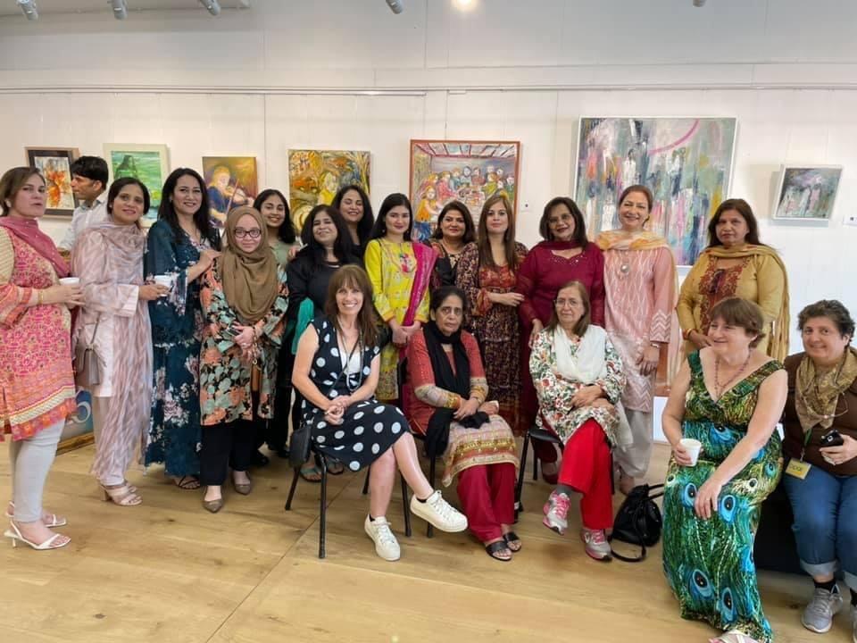 women%20in%20colour%20artists